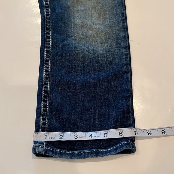 Silver Jeans Tuesday Low Capri Size 29-SOLD NOT FOR SALE - Picture 7 of 16